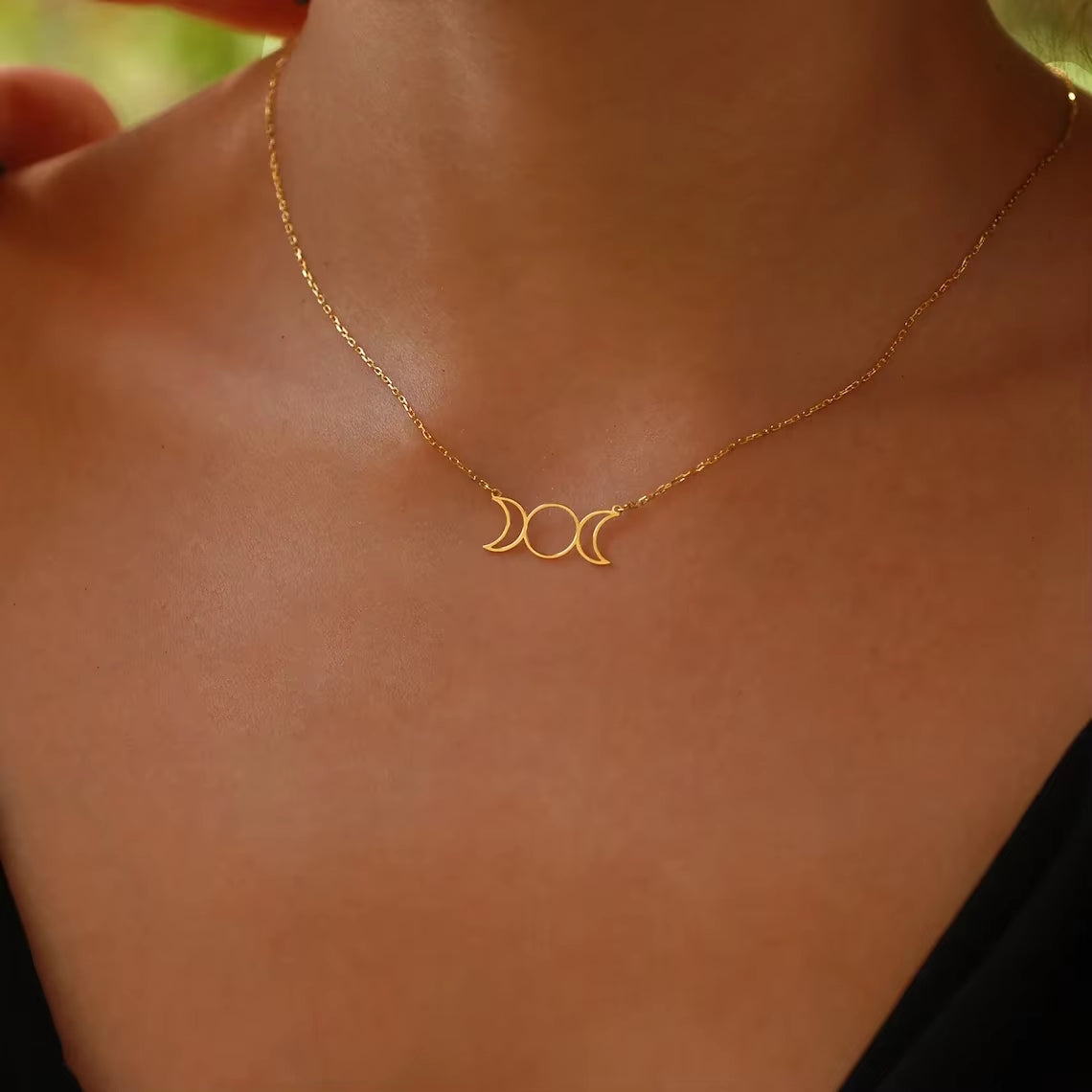 Triple Moon Goddess Hecate Necklace for Women Men Stainless Steel Witch Knot Greek Mythology Chain Jewelry