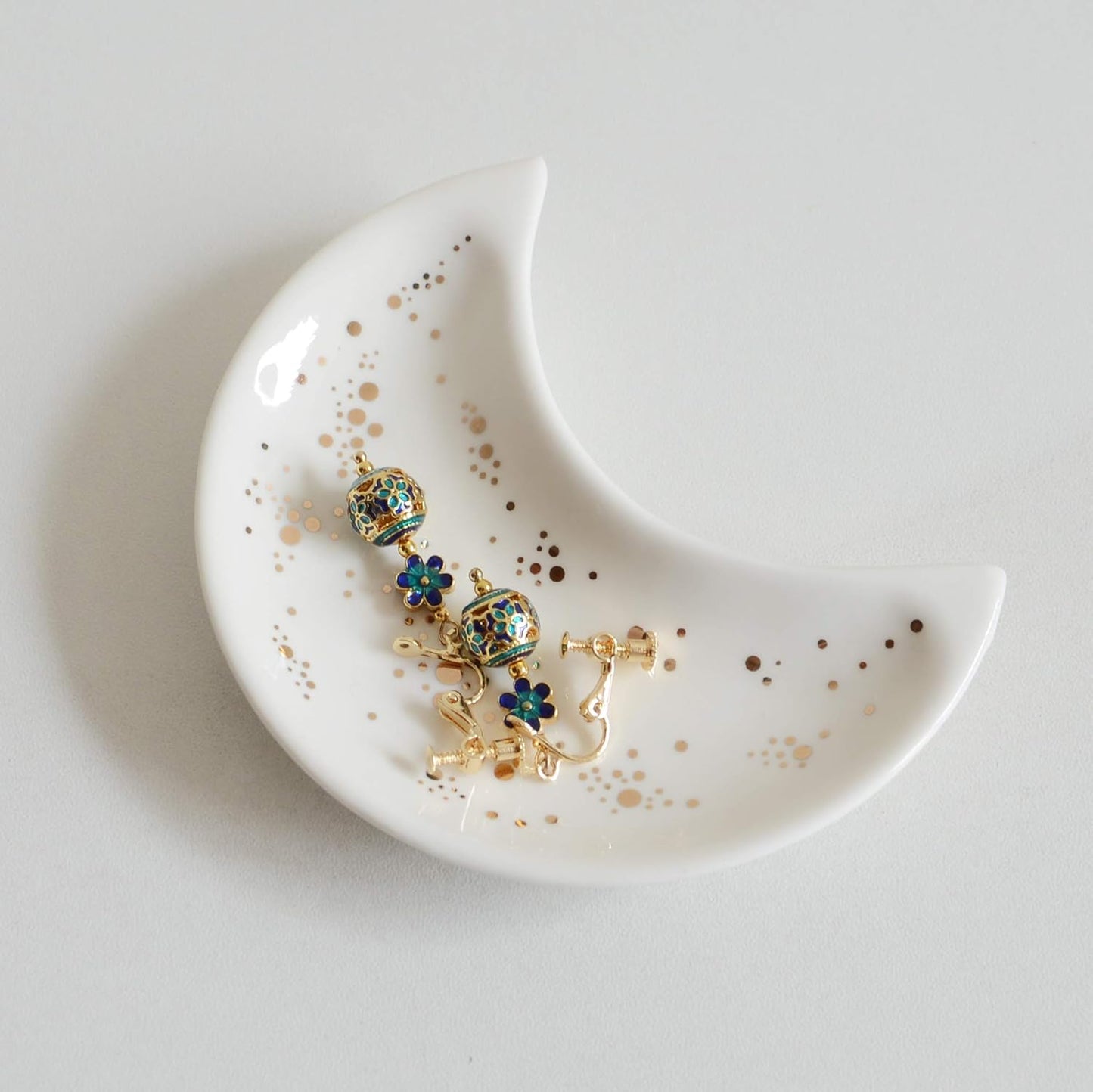Small Moon Jewelry Dish Tray, Set of 2, Decorative Ceramic Trinket Dish, Modern Accent Tray for Vanity (Blue and White)