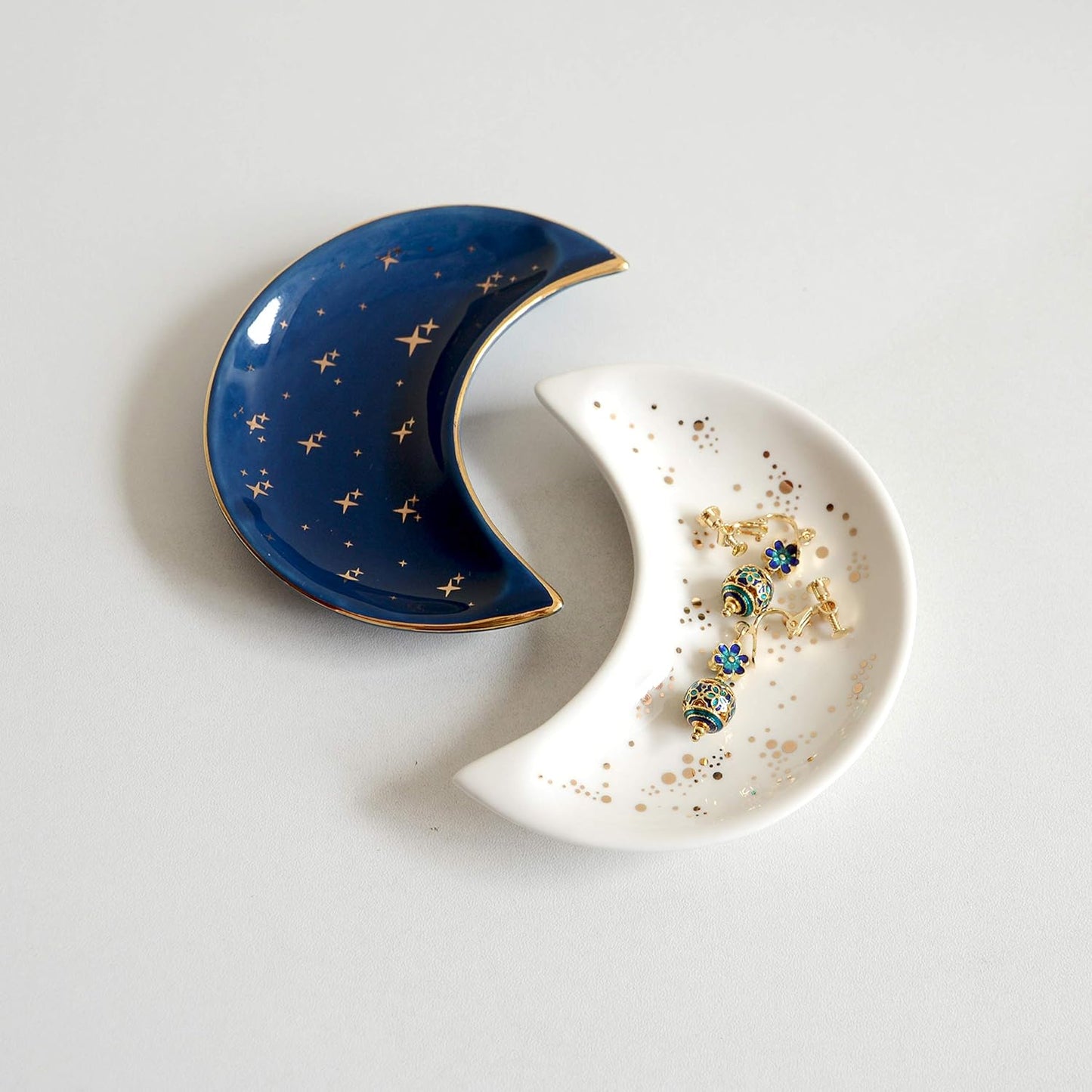 Small Moon Jewelry Dish Tray, Set of 2, Decorative Ceramic Trinket Dish, Modern Accent Tray for Vanity (Blue and White)