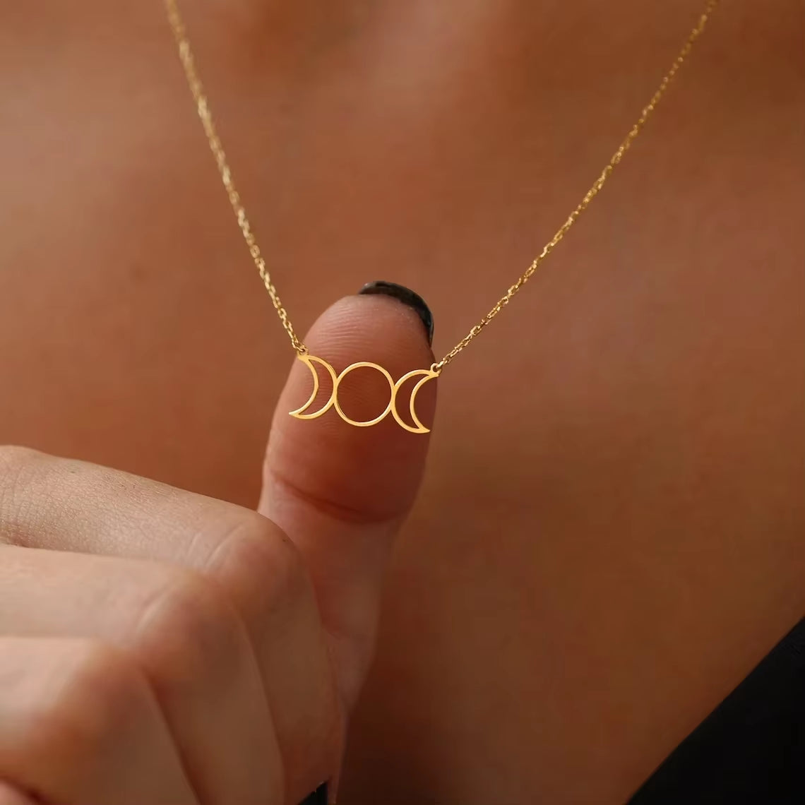 Triple Moon Goddess Hecate Necklace for Women Men Stainless Steel Witch Knot Greek Mythology Chain Jewelry