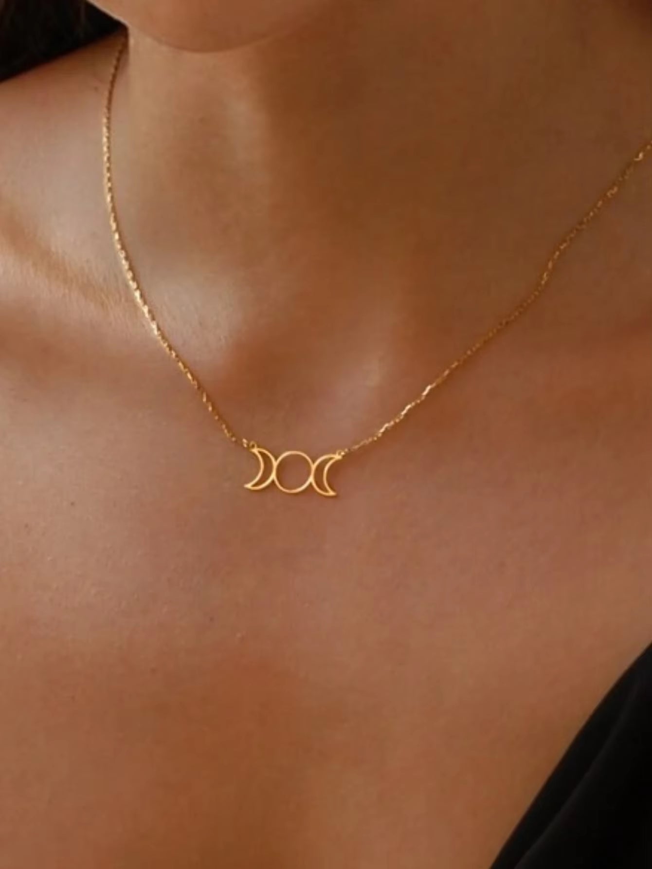 Triple Moon Goddess Hecate Necklace for Women Men Stainless Steel Witch Knot Greek Mythology Chain Jewelry